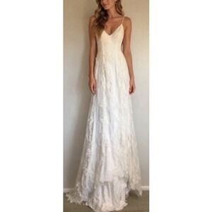 Stacees Women's Ivory Floral Lace Open Back Spaghetti Strap Bridal Dress NWT